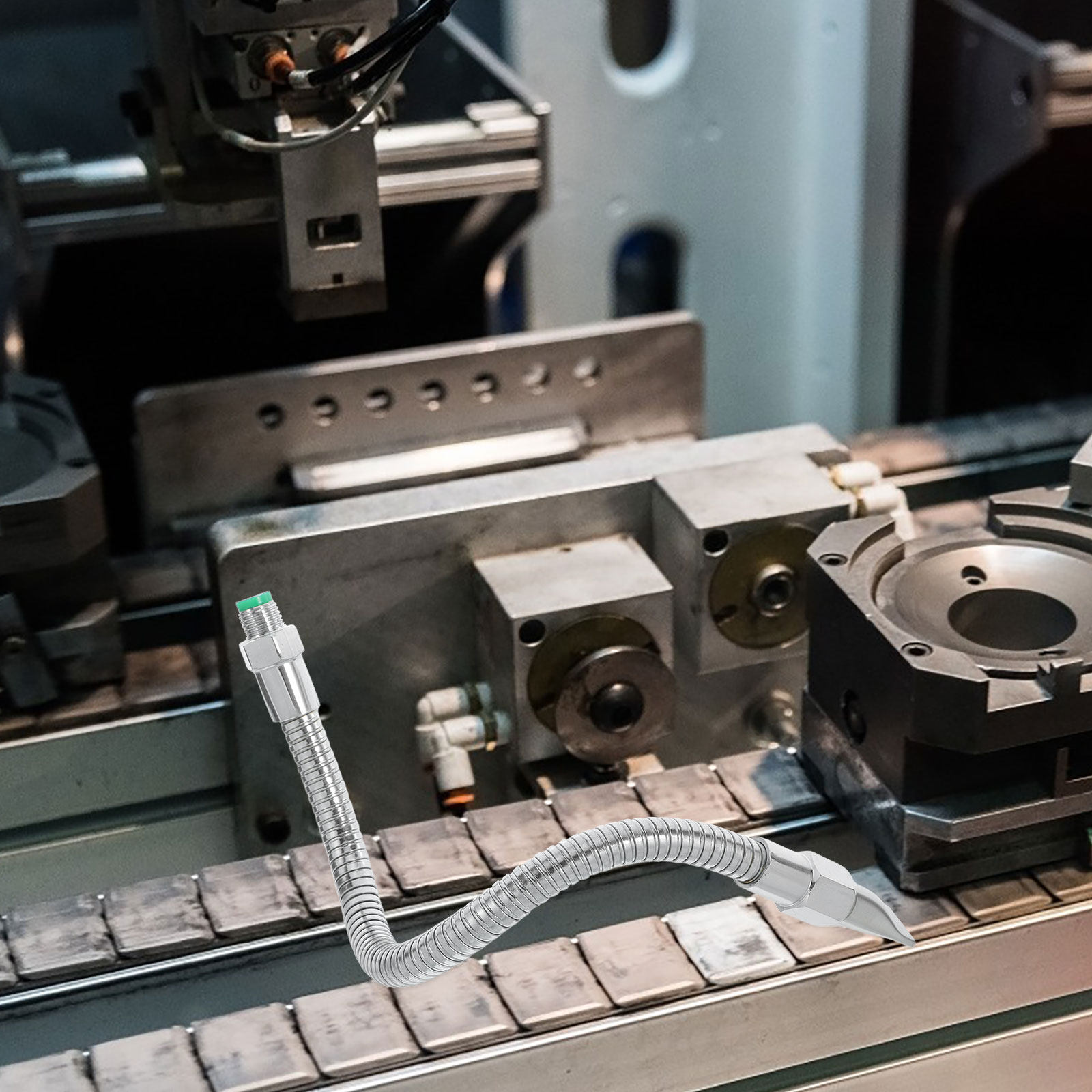 Flexibele roestvrijstalen koel - Cnc Milling Machine recensie en prijs